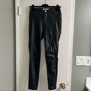 Naked Wardrobe - Black ”pleather” skinny mid-rise pants